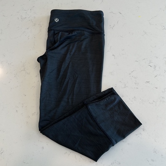 Lululemon Heathered Black Capri Legging - Picture 3 of 6